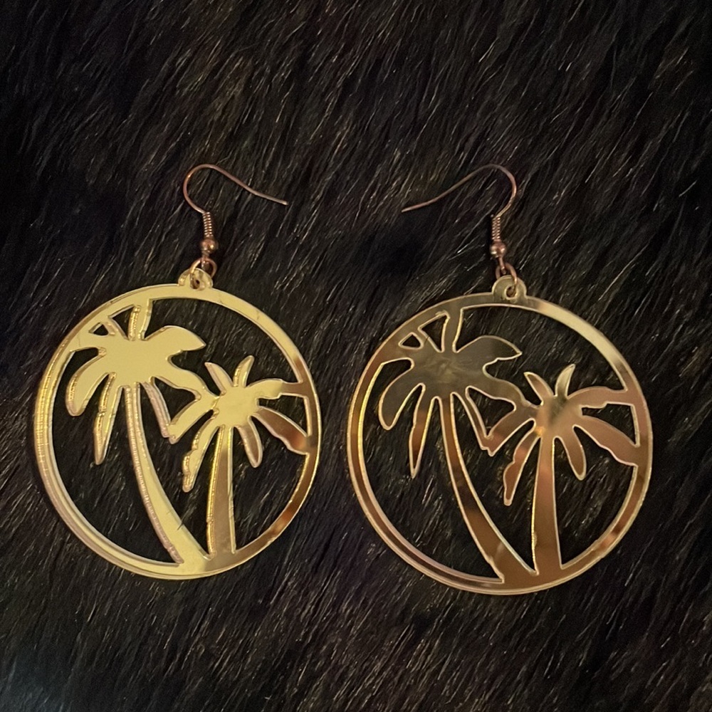 Palm tree earings💕🌴
